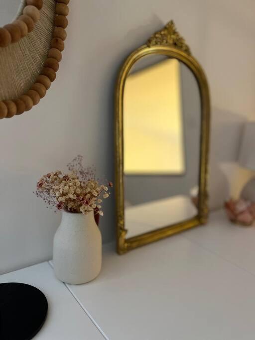 Duplex Chaleureux Et Elegant A Deux Pas De La Marseille